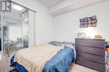211 - 36 ZORRA STREET Toronto (Islington-City Centre West) Ontario photo 8