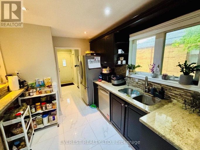 130 PORTSDOWN ROAD, Toronto (Dorset Park), Ontario, M1P1V5