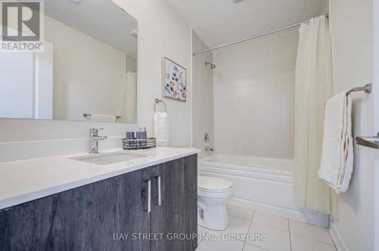 51 CREDIT LANE, Richmond Hill (Jefferson), Ontario, L4E1G9