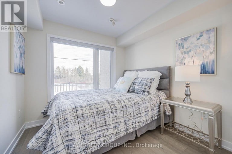 51 CREDIT LANE, Richmond Hill (Jefferson), Ontario, L4E1G9
