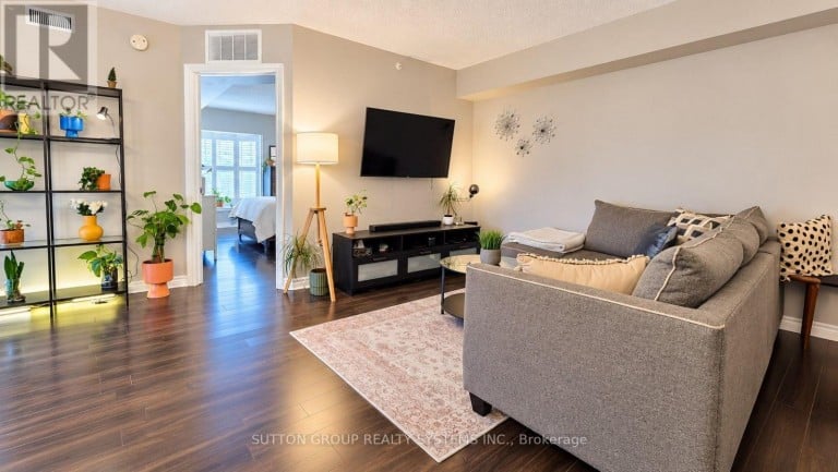 301 - 4005 KILMER DRIVE, Burlington (Tansley), Ontario, L7M4M2