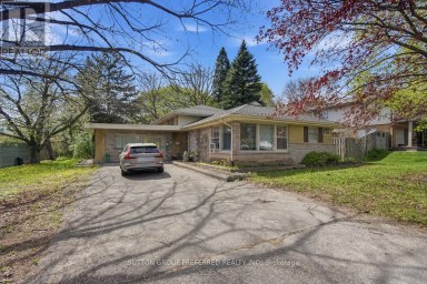 2 RUSKIN COURT London North (North J) Ontario photo 1