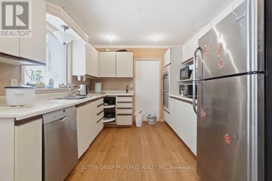 2 RUSKIN COURT London North (North J) Ontario photo 15