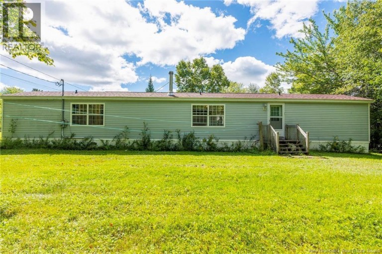 1 Holly Street, Baxters Corner, New Brunswick, E2S2M9