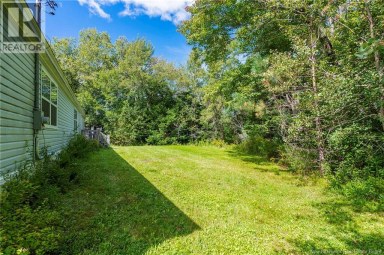 1 Holly Street Baxters Corner New Brunswick photo 38