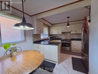 482 RUTH AVENUE Toronto (Newtonbrook East) Ontario photo 11