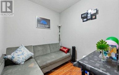 104 - 7405 GOREWAY DRIVE Mississauga (Malton) Ontario photo 7