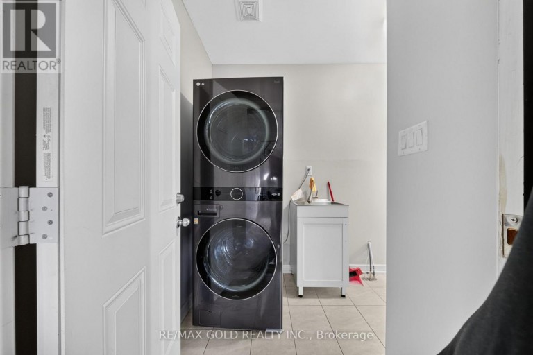 43 KILKARRIN ROAD W, Brampton (Northwest Brampton), Ontario, L7A4C6