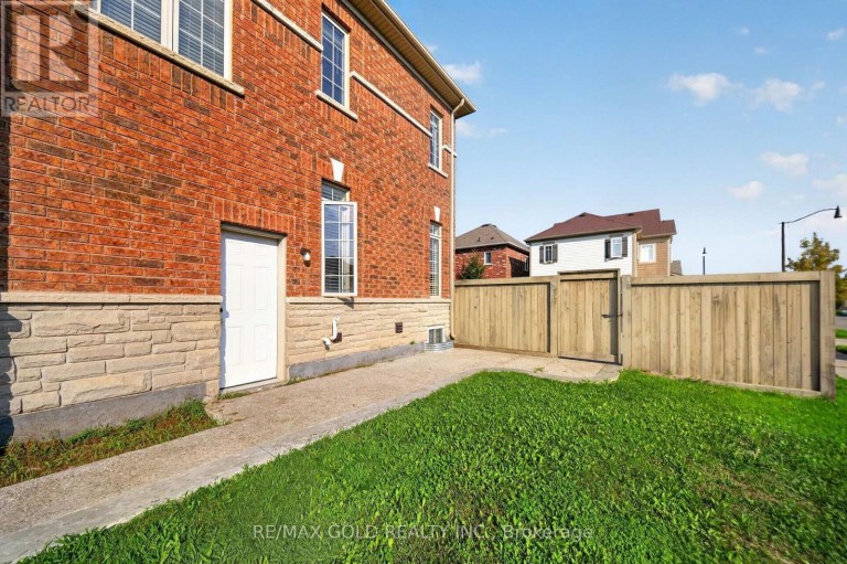 43 KILKARRIN ROAD W, Brampton (Northwest Brampton), Ontario, L7A4C6