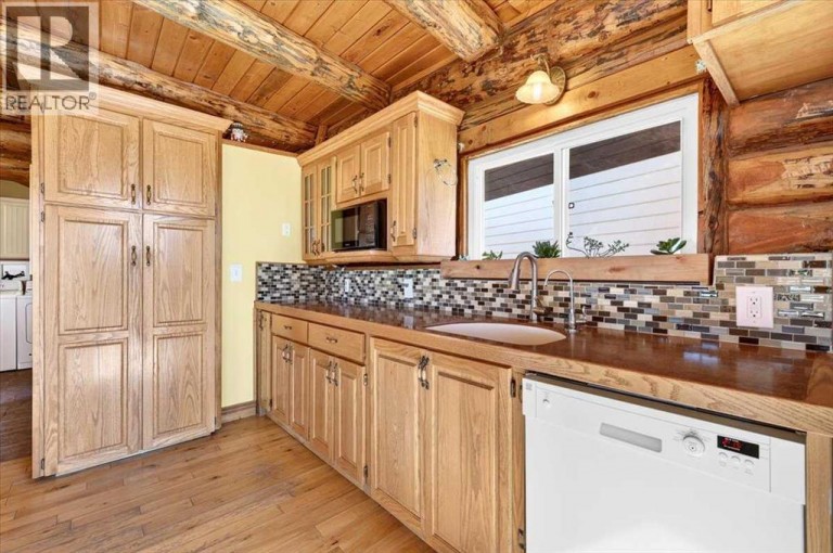 642193 104 Street E, Rural Foothills County, Alberta, T0L0P0