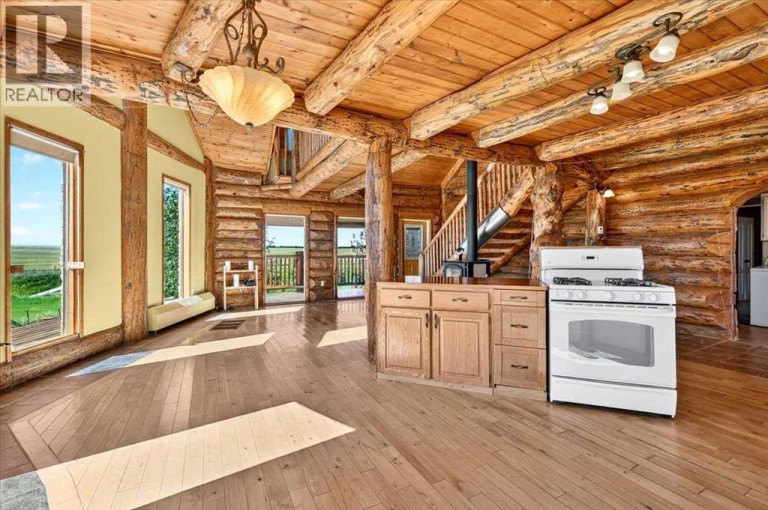 642193 104 Street E, Rural Foothills County, Alberta, T0L0P0