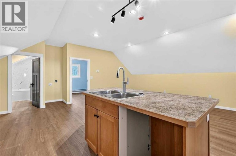 642193 104 Street E, Rural Foothills County, Alberta, T0L0P0