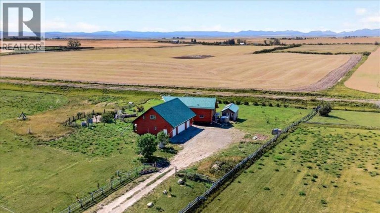 642193 104 Street E, Rural Foothills County, Alberta, T0L0P0