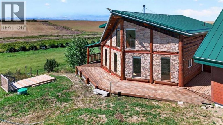 642193 104 Street E, Rural Foothills County, Alberta, T0L0P0