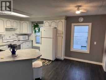 185, 3223 83 Street NW Calgary Alberta photo 10