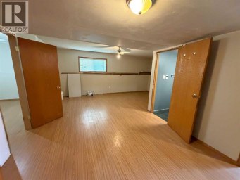 24 Pleasant Park Court W Brooks Alberta photo 30