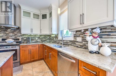738 HICKORYRIDGE COMMON London North (North R) Ontario photo 19