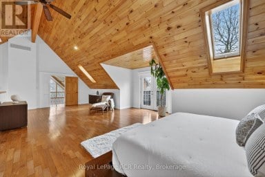 53 BROADVIEW STREET Collingwood Ontario photo 37