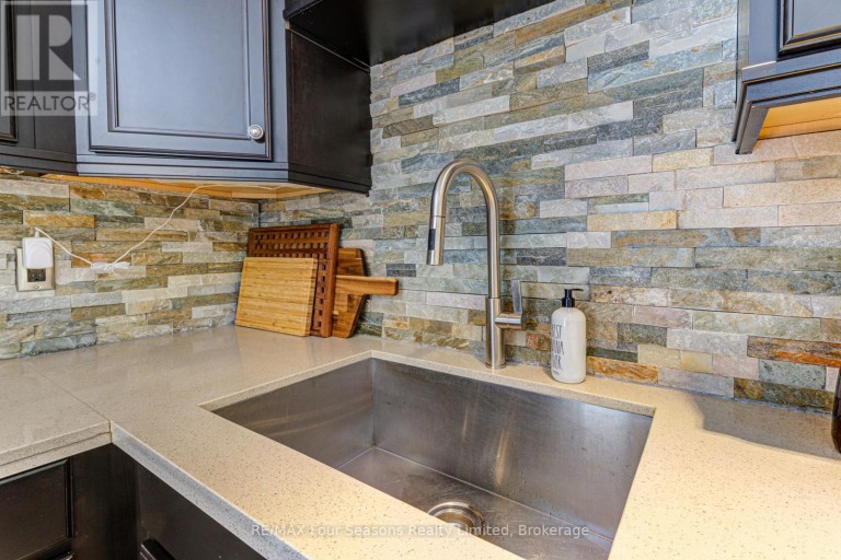 471 OXBOW CRESCENT, Collingwood, Ontario, L9Y5B4