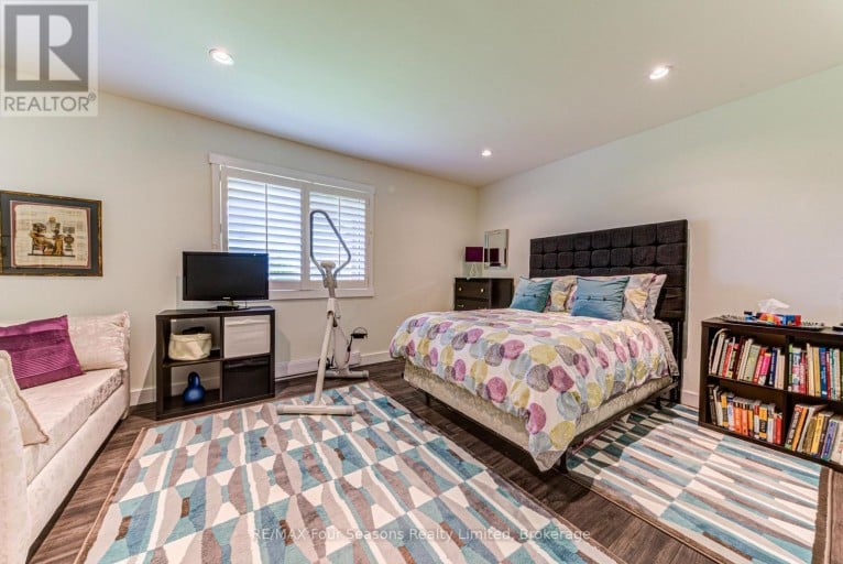 471 OXBOW CRESCENT, Collingwood, Ontario, L9Y5B4