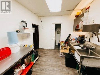 15 QUEEN STREET W Brampton (Downtown Brampton) Ontario photo 8