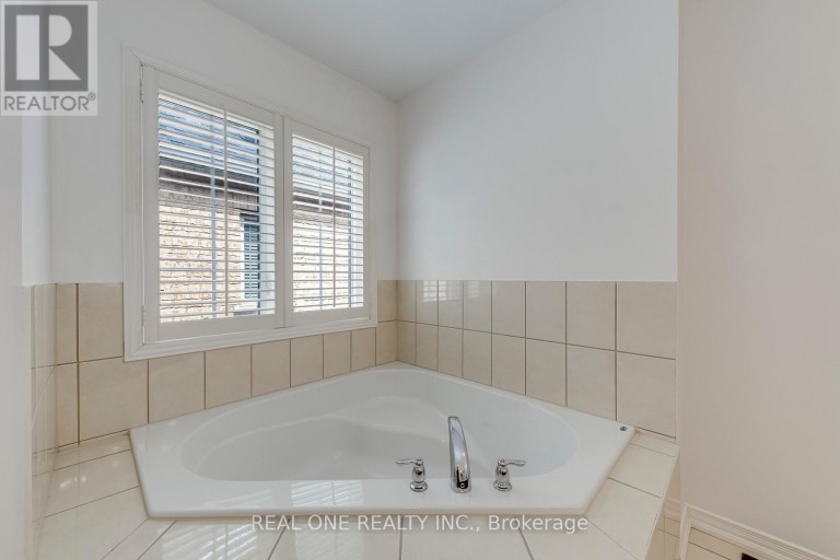 4201 PRUDHAM AVENUE, Burlington (Alton), Ontario, L7M0N1