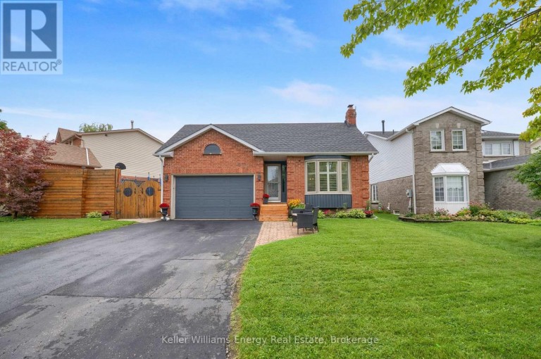 831 LAVIS STREET, Oshawa (Pinecrest), Ontario, L1K1W8