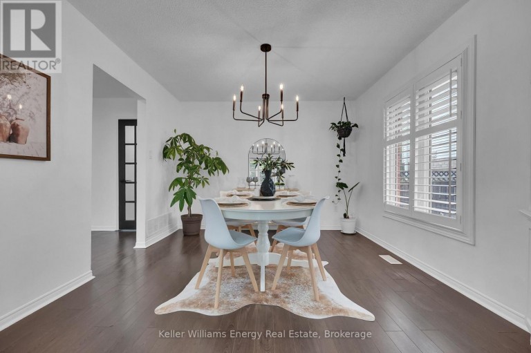 831 LAVIS STREET, Oshawa (Pinecrest), Ontario, L1K1W8