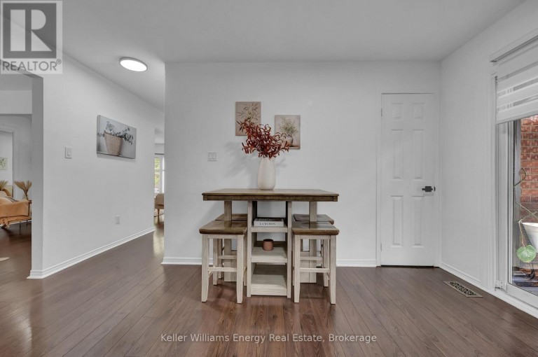 831 LAVIS STREET, Oshawa (Pinecrest), Ontario, L1K1W8