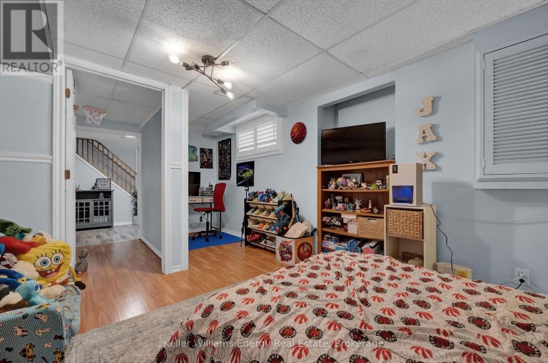 831 LAVIS STREET, Oshawa (Pinecrest), Ontario, L1K1W8
