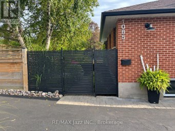 1085 WILLOWDALE AVENUE Oshawa (Donevan) Ontario photo 1