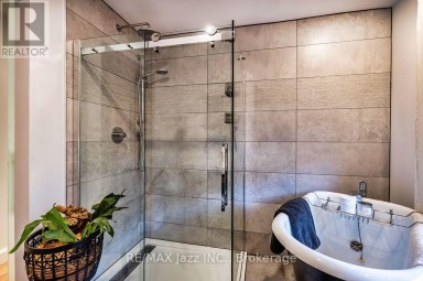 1085 WILLOWDALE AVENUE Oshawa (Donevan) Ontario photo 22