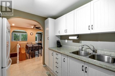 1055 BURLEIGH ROAD Highlands East (Monmouth) Ontario photo 13