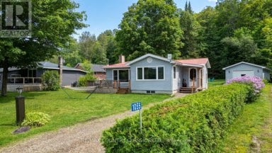 1055 BURLEIGH ROAD Highlands East (Monmouth) Ontario photo 2
