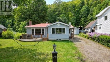 1055 BURLEIGH ROAD Highlands East (Monmouth) Ontario photo 3