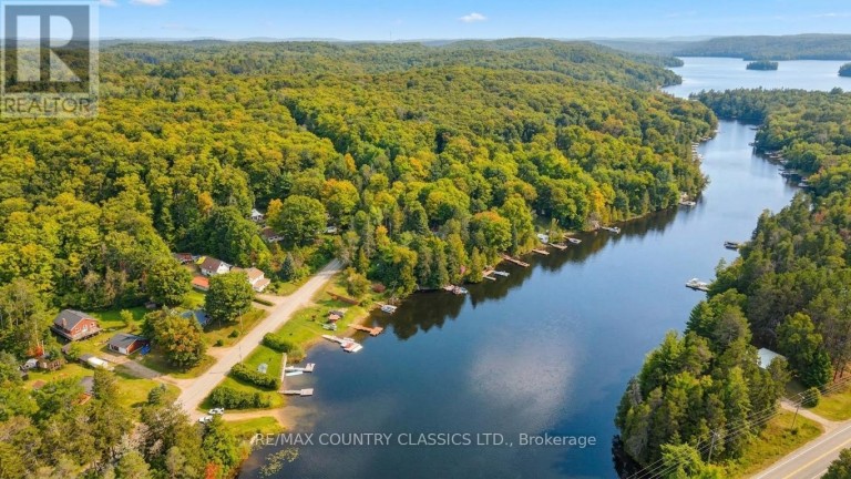 1055 BURLEIGH ROAD, Highlands East (Monmouth), Ontario, K0L3C0