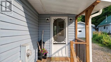 1055 BURLEIGH ROAD Highlands East (Monmouth) Ontario photo 7