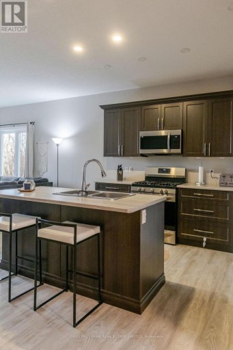 27 DAYTON COURT, Prince Edward County (Picton Ward), Ontario, K0K2T0