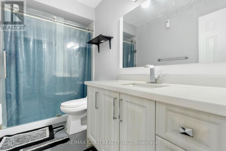 48 MAIDSTONE CRESCENT, Brampton (Central Park), Ontario, L6S2Z5