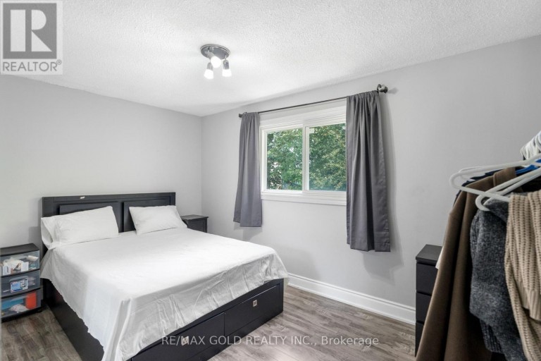 48 MAIDSTONE CRESCENT, Brampton (Central Park), Ontario, L6S2Z5