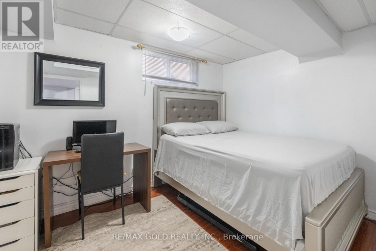 48 MAIDSTONE CRESCENT, Brampton (Central Park), Ontario, L6S2Z5