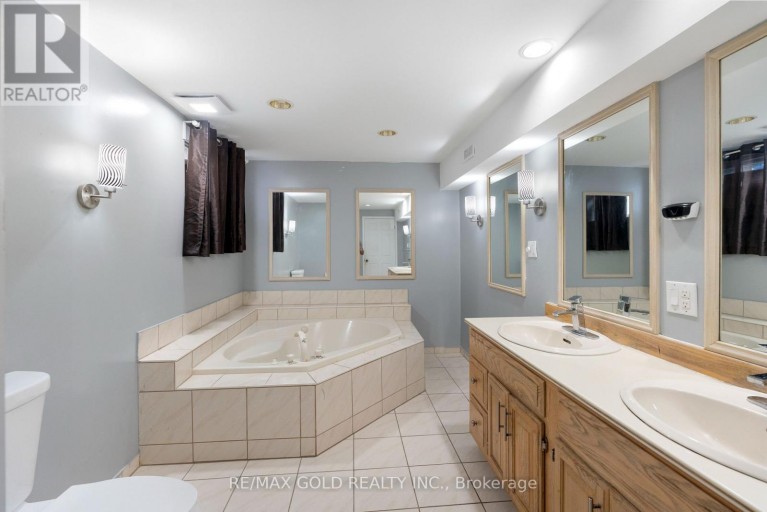 48 MAIDSTONE CRESCENT, Brampton (Central Park), Ontario, L6S2Z5