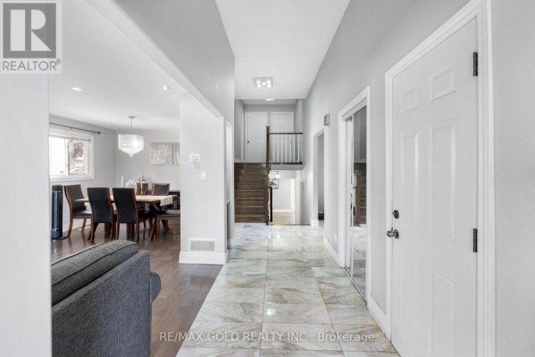 48 MAIDSTONE CRESCENT, Brampton (Central Park), Ontario, L6S2Z5