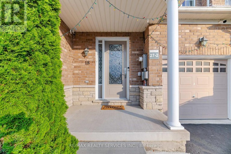 18 SEEDLAND CRESCENT, Brampton (Sandringham-Wellington), Ontario, L6R0Z5