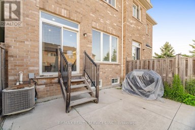 18 SEEDLAND CRESCENT Brampton (Sandringham-Wellington) Ontario photo 42