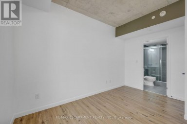 606 - 7 ERIE AVENUE Brantford Ontario photo 18
