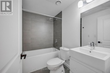 606 - 7 ERIE AVENUE Brantford Ontario photo 24