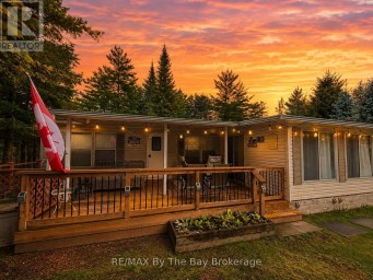 168 - 85 THEME PARK DRIVE Wasaga Beach Ontario photo 1
