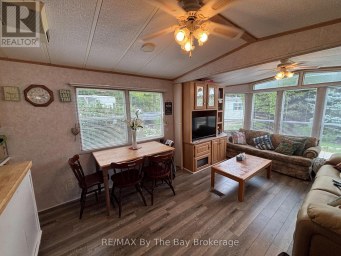 168 - 85 THEME PARK DRIVE Wasaga Beach Ontario photo 14