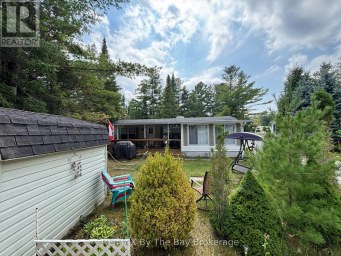 168 - 85 THEME PARK DRIVE Wasaga Beach Ontario photo 27